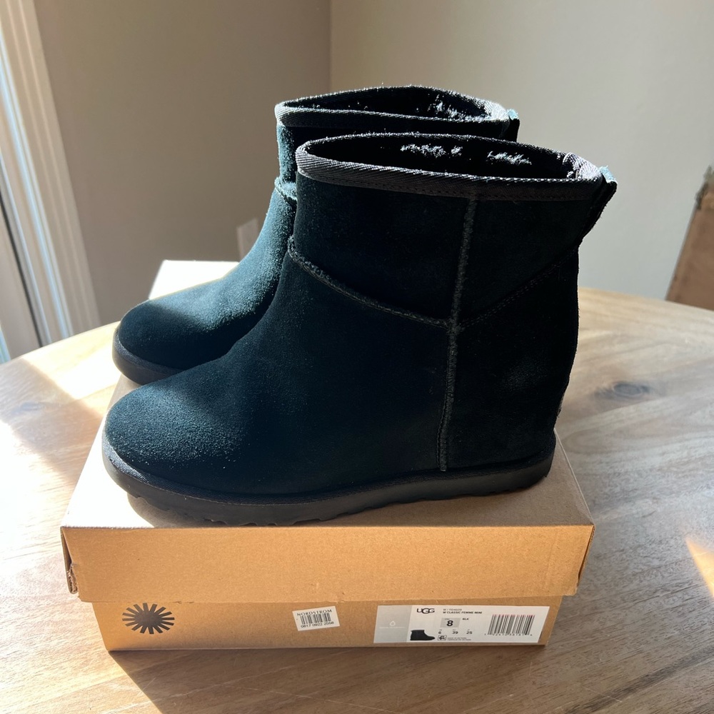 Ugg Classic Femme Mini Boot Size 8
